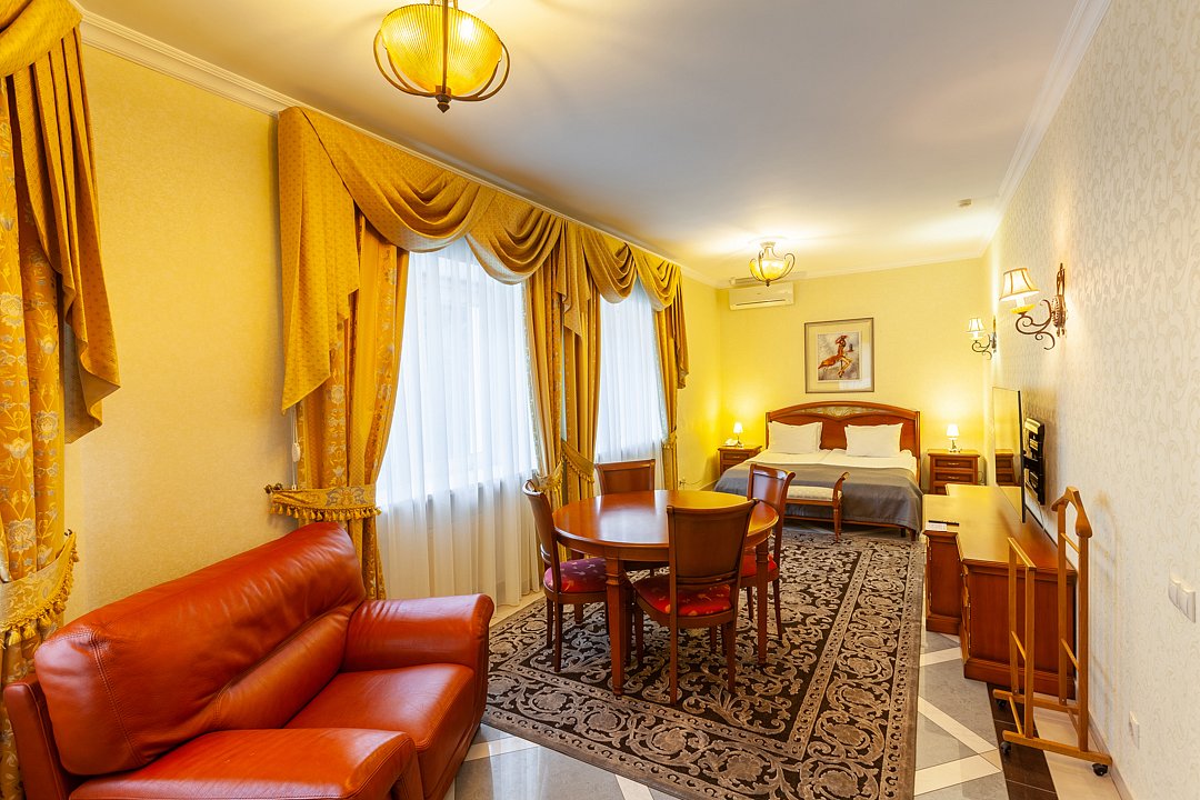 Коттедж 4-местный 2-этажный