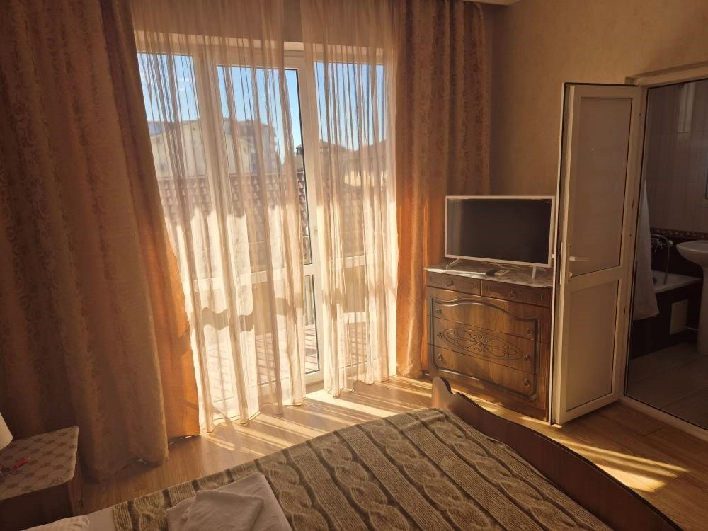 Стандартный 3-местный (с балконом)