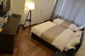 Стандарт трехместный с двуспальной и односпальной кроватью, Отель VLADI STAY, Владивосток