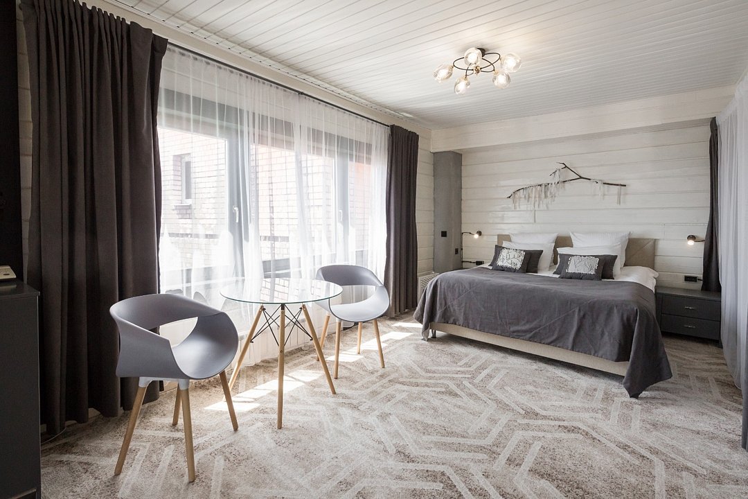 Люкс 2-местный 1-комнатный (с ванной)