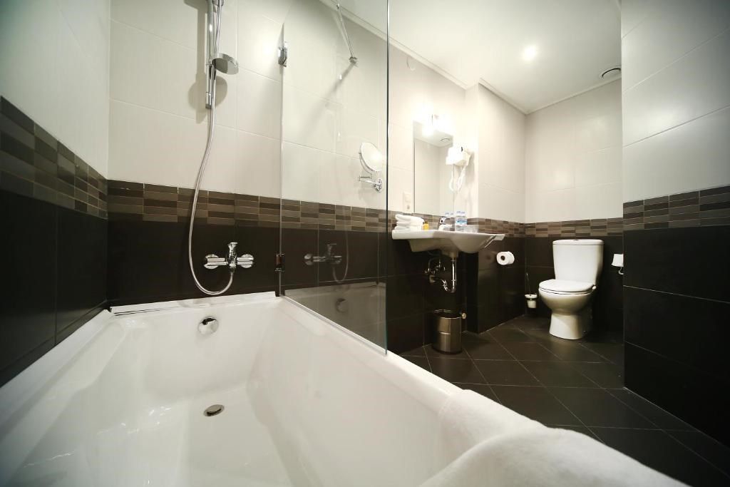 Suite 2-местный 2-комнатный (King/Twin)