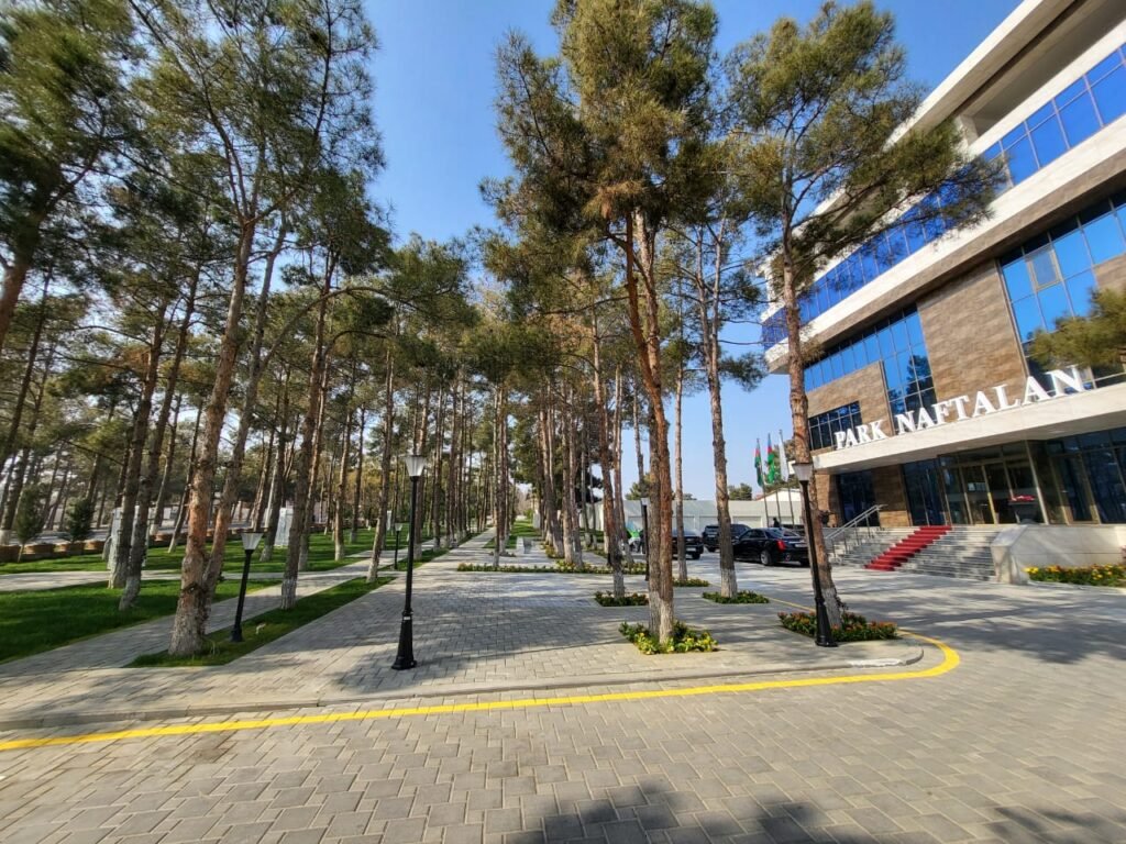Внешний вид | Park Naftalan, Гянджа-Дашкесанский экономический район