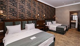 Family 4-местный с балконом, Отель Midway Baku Hotel, Баку