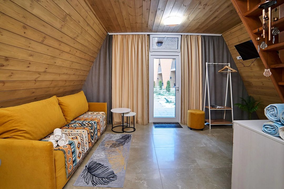 А-фрейм 4-местный (комфорт+) вид на горы