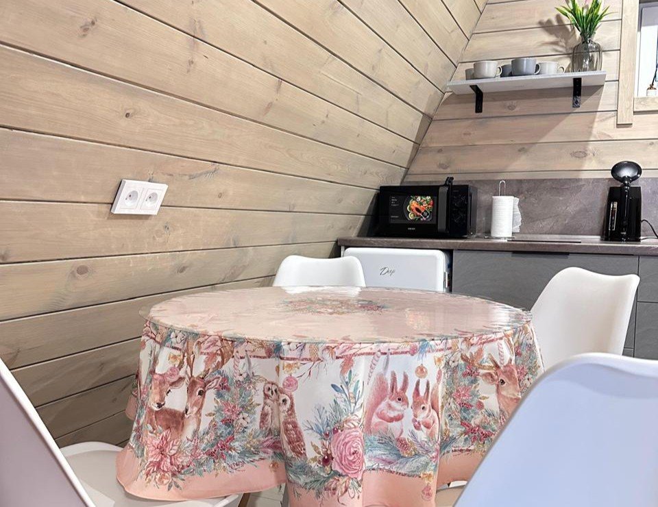 А-фрейм 5-местный (комфорт) вид на бассейн