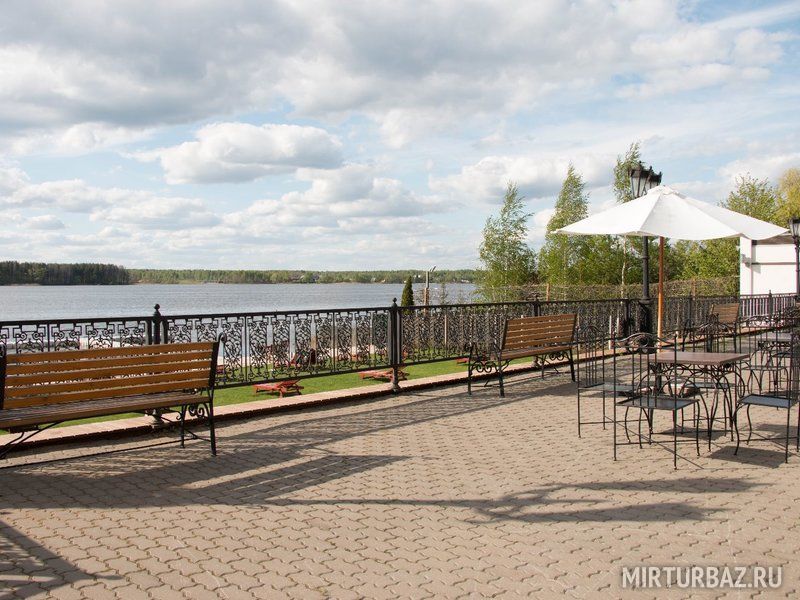 Загородный отель Дафна