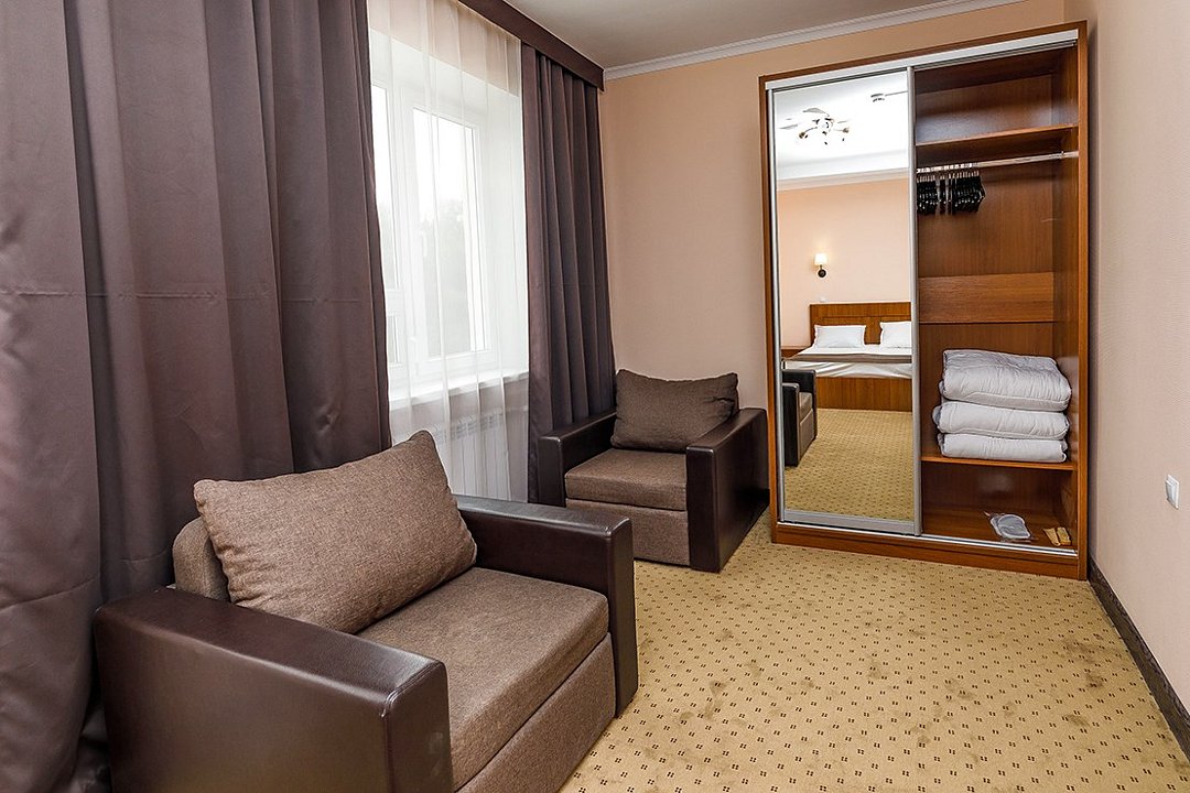 Люкс 2-местный 2-комнатный (3*)