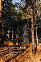 Двухместный коттедж двуспальная кровать, Эко-отель Harland, деревня Нижние Виданы