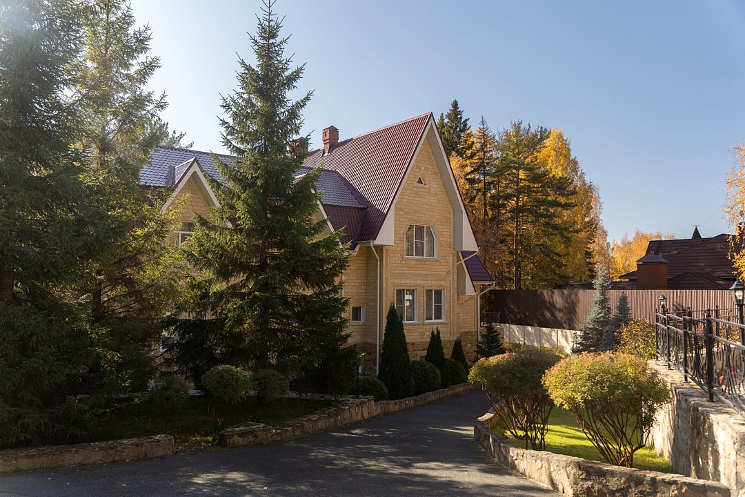 Загородный отель Талес (бывш. Солнечный берег), Свердловская область, поселок Таватуй поселок Таватуй Новоуральск