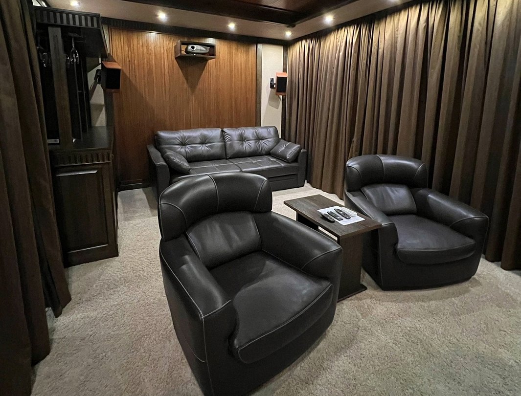 Коттедж Президентский 8-местный 8-комнатный