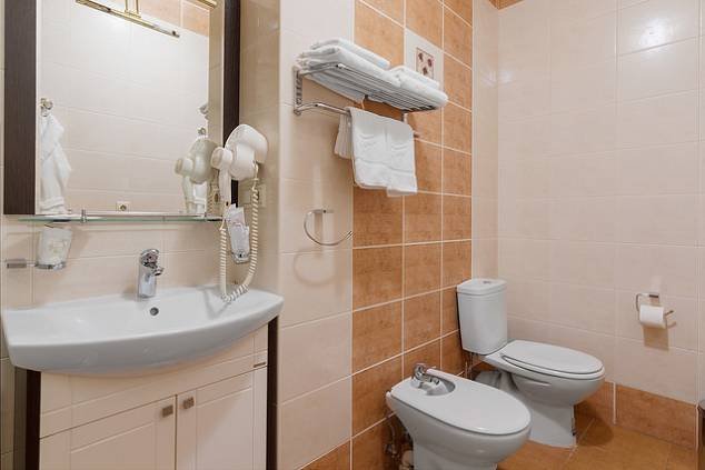 Джуниор сюит 2-местный (С2м2к1)