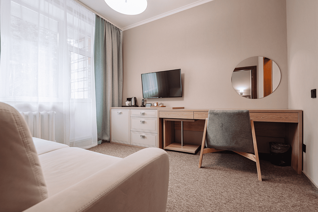 Люкс Семейный 2-местный 2-комнатный (корпус Родник)