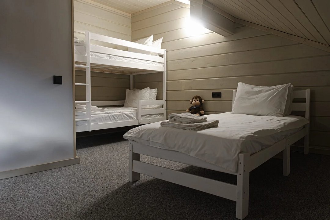 Шале семейное 8-местный 4-комнатный (№4,5)