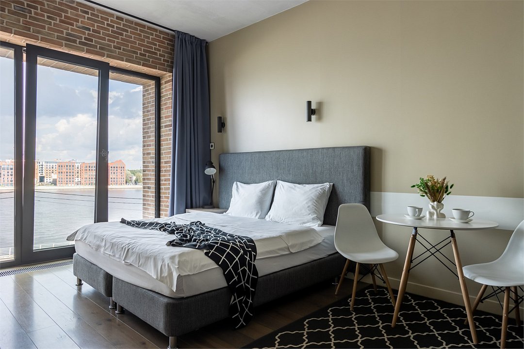 Студио 2-местный 1-комнатный (с видом на Неву)