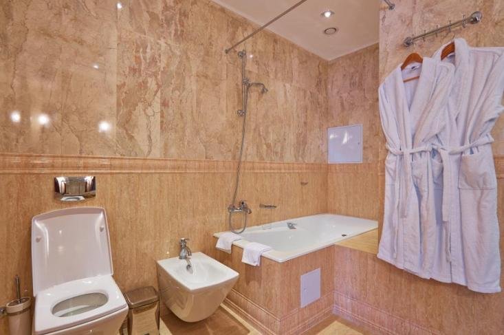 сюит 4-комнатный