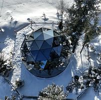 Купольный Дом Стеклянный с красивым видом из окна, Отель Дзендом, Шерегеш