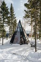 Двухместная пирамида Стеклянная с красивым видом из окна двуспальная кровать, Отель Дзендом, Шерегеш