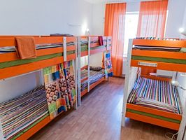 Оранжевая комната (женская 6 мест), Nice Days Hostel, Екатеринбург