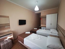 Двухместный номер Standard с балконом 2 отдельные кровати, Курортный Отель Южный, Туапсе