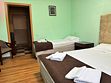 Стандарт Семейный 3х местный с двуспальной  и односпальной кроватями, Отель АЛИЯ, станица Даховская
