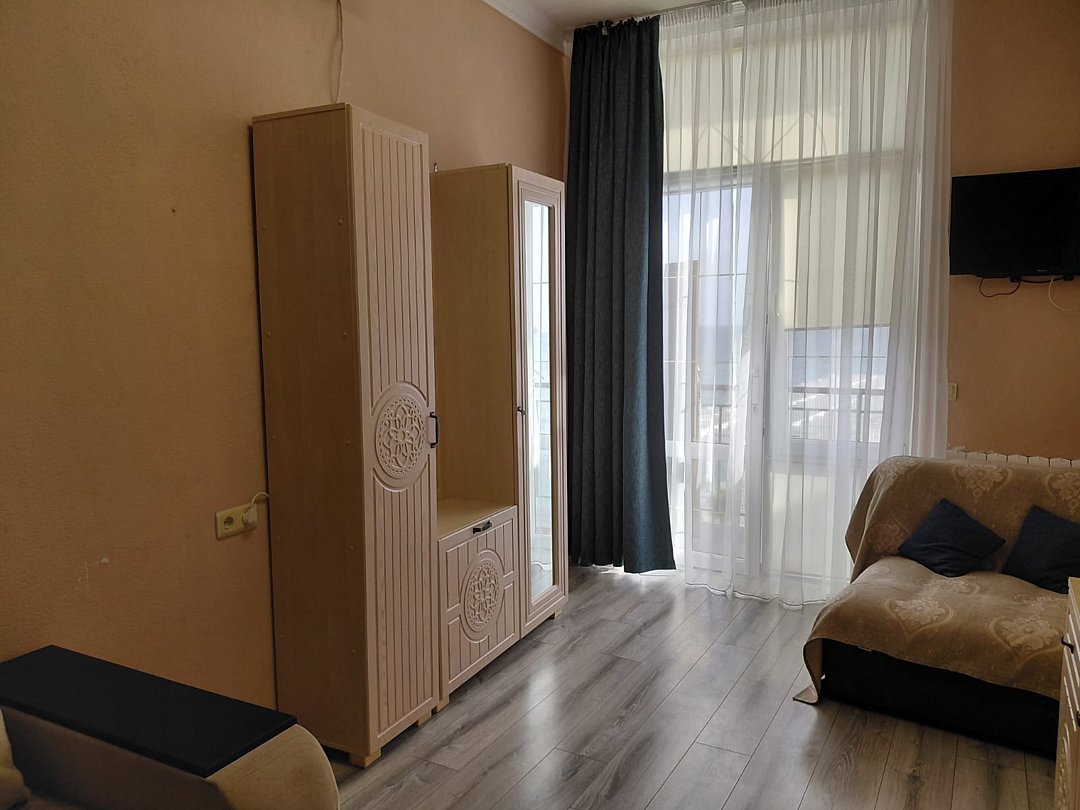 Номер 4-местный 2-комнтаный (№2)