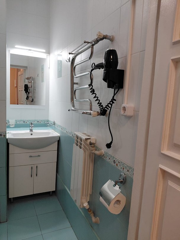 Номер 4-местный 2-комнтаный (№2)