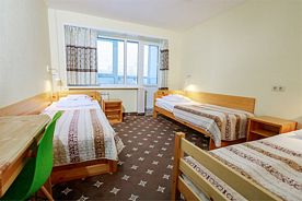 Трехместный номер, Гостиница ХИБИНЫ, Кировск