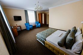 Джуниор сюит с 1 двуспальн.кроватью, Отель Bellmont, Златоуст