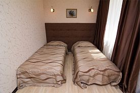 Стандарт, Отель Ярд, Севастополь