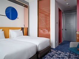 Премиум Твин с видом во двор, Отель Maidens Hotel, Москва