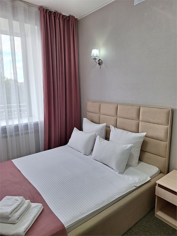 АО "Гостиничный комплекс "Иртыш", Омская область: фото 2