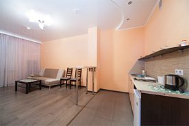 Двухкомнатный с кухней, Отель VIP House на Ставропольской, Самара