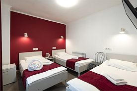 трехместный номер стандарт, Отель iQHOTEL, Казань