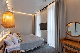 Двухкомнатный семейный с кроватью King Size, Отель ION, Верхнеуслонский