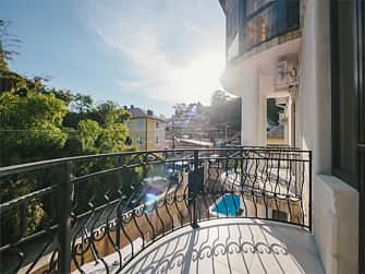 О, Виноград