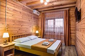 Семейный 4 местный Брус, Отель Сириус, Дивноморское