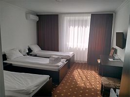 УЛУЧШЕННЫЙ ЭКОНОМ С ТРЕМЯ ОТДЕЛЬНЫМИ КРОВАТЯМИ, Гостиница Атрия, Адлер