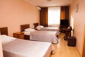 Семейный номер с тремя кроватями, Гостиница Уссурийск, Уссурийск