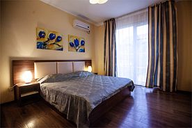2-комнатный люкс с французским балконом, Гостиница Ассоль, Саки