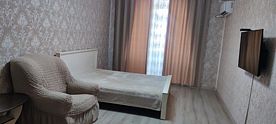 Максима Горького 85Б на 10 этаже код.28, Апартаменты Анти-Отель, Махачкала