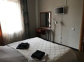 Двухкомнатный номер с кухней, Отель Родник, поселок Пржевальское