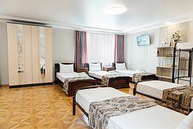 Номер на большую компанию, Гостиница София, Минеральные Воды