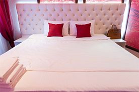 Red DeLuxe с джакузи, Гостиница Палитра Победы 18, Уфа