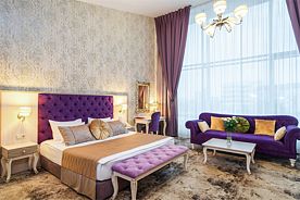 Студия (Studio), Гостиница Маяк Иртыш, Омск