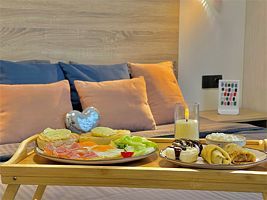 Однокомнатные апартаменты Люкс, Отель Ава Салют SyncotelHome, Санкт-Петербург