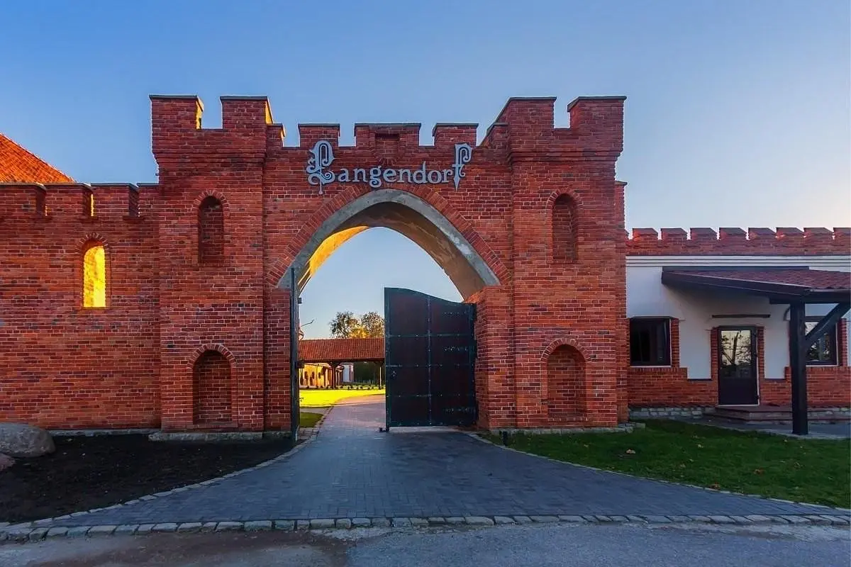 Замок Романовски/Zamok Romanowski, Калининградская область: фото 2
