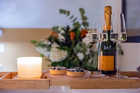 Люкс романтик / Luxe Romantic, Гостиница Казначейский, Москва