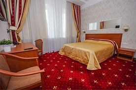 Номер "Комфорт" с двумя отдельными кроватями или одной двуспальной кроватью, Гостиница Милютинский, Череповец