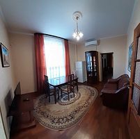 Люкс 3-комнатный, 3 этаж, Гостиница Ретротур, Орёл