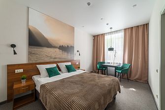 Гостиница River